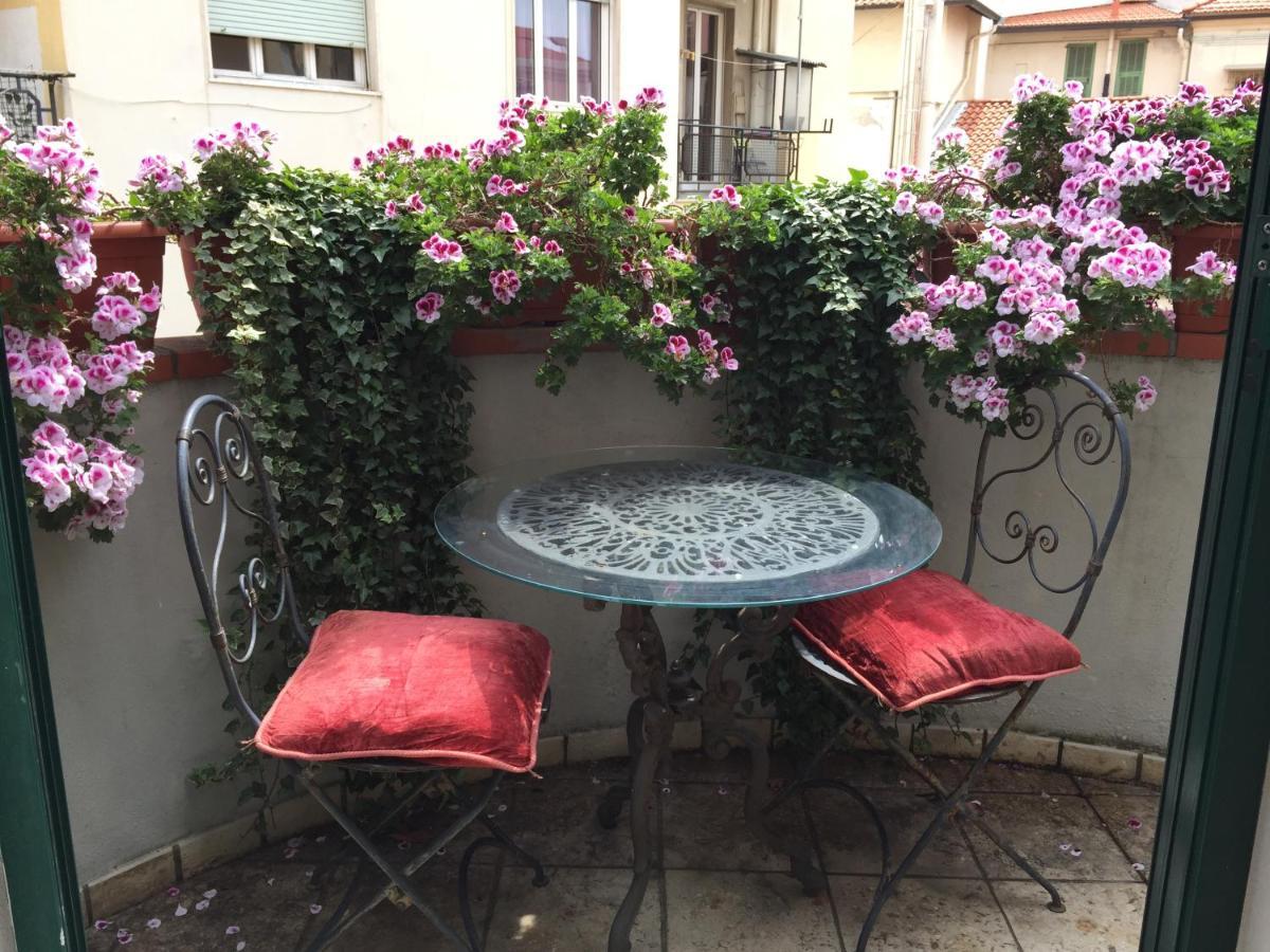 Twins Apartments Sanremo Luaran gambar